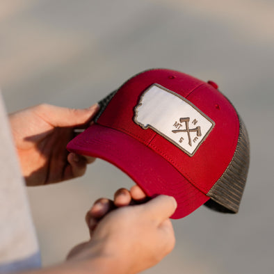 Crossed Axes Snapback in Burgundy/Dark Grey