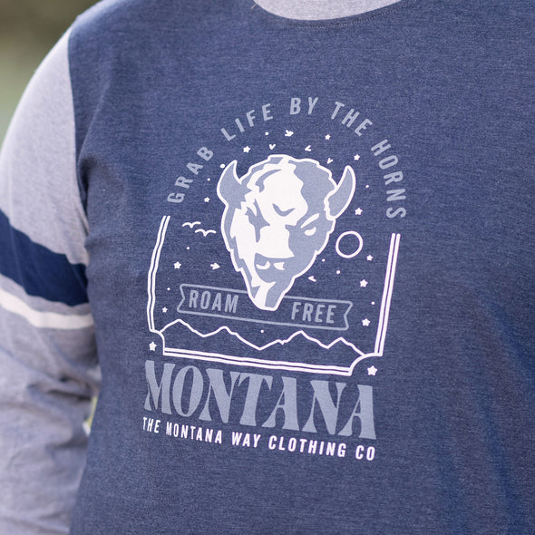 Roam Free Fieldhouse Tee in Navy/Grey